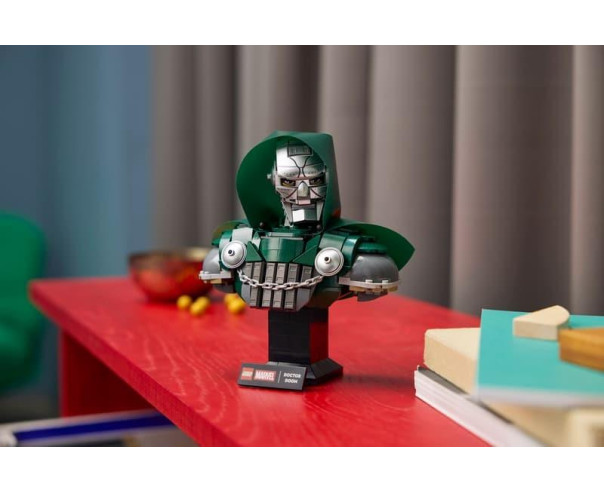 LEGO - Busto do Doctor Doom 76345 – Marvel – stockin.pt