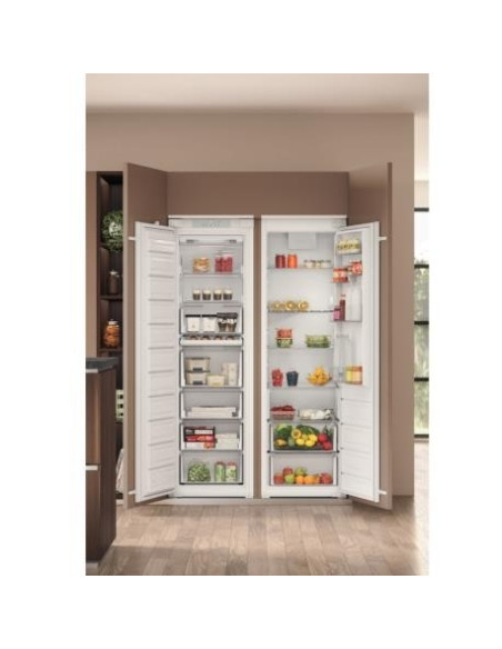 HOTPOINT - Frigorífico 1 Porta Enc. HASD18A011A1 – Frigorifico Encastre 1 Porta – stockin.pt