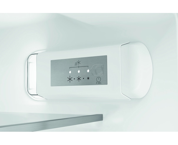 HOTPOINT - Frigorífico 2 Portas T 16 A2 DHA 2 – Frigorifico Encastre 2 Portas – stockin.pt