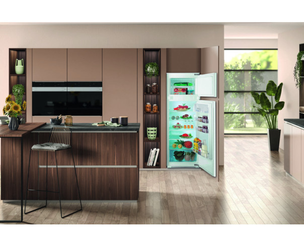 HOTPOINT - Frigorífico 2 Portas T 16 A2 DHA 2 – Frigorifico Encastre 2 Portas – stockin.pt
