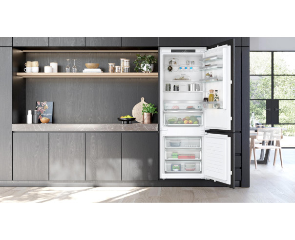 SIEMENS - Combinado Enc. NoFrost IQ300 KB96NVFE0 – Combinados Encastre – stockin.pt
