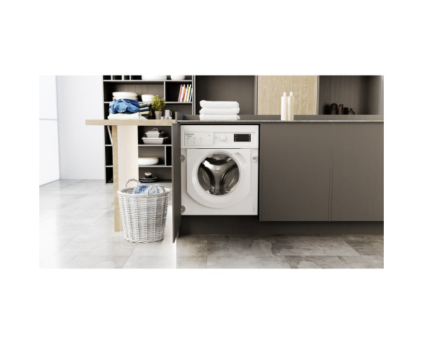 HOTPOINT - Máq. Lavar Roupa BI WMHG 81485 EU – Lavar Roupa Encastre – stockin.pt