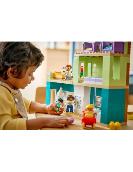 LEGO - Casa de Família Moderna 3 em 1 com Figuras 10470 – DUPLO – stockin.pt