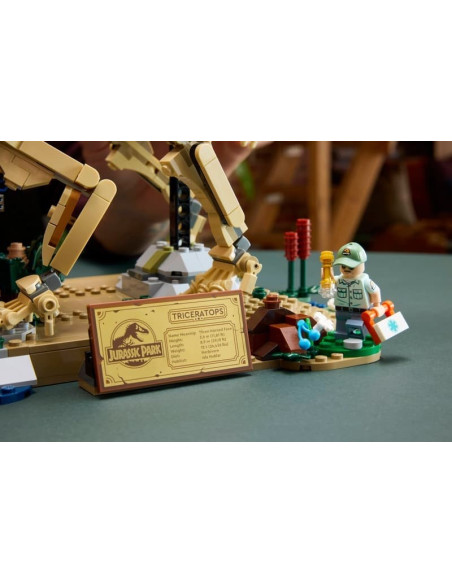 LEGO - Fósseis de Dinossauros Triceratops 77985 – Jurassic World – stockin.pt